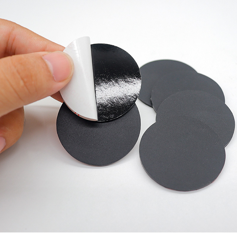 搪膠和環保硅膠的區別是什么 搪膠和環保硅膠的區別是什么